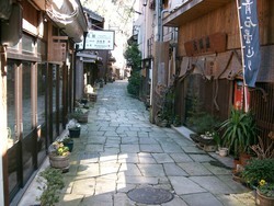 美保関　青石畳